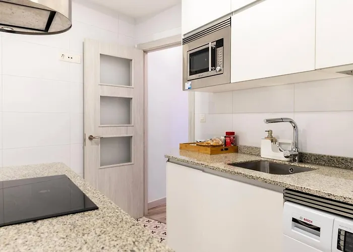 Amplio, Luminoso Y Moderno Cerca Del Casco Viejo Appartement *