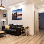 Apartment Amplio, Luminoso Y Moderno Cerca Del Casco Viejo *